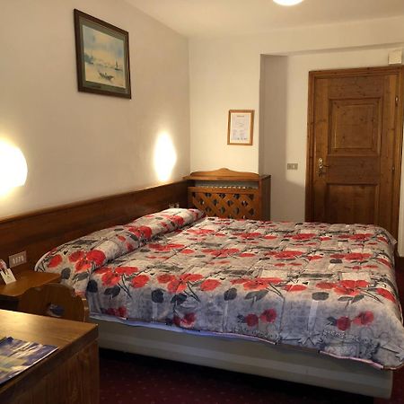 Hotel Majoni Cortina dʼAmpezzo Exterior foto