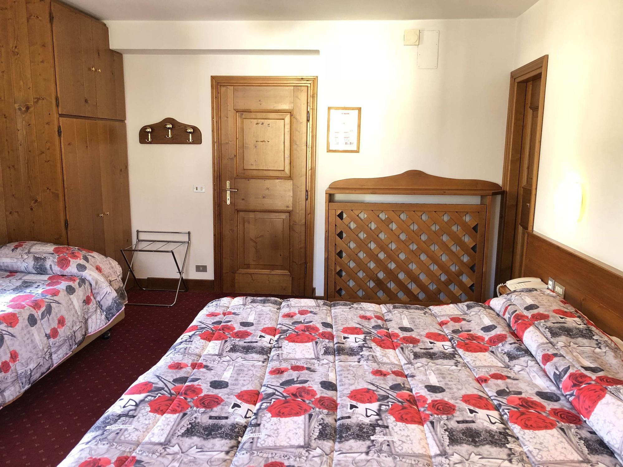 Hotel Majoni Cortina dʼAmpezzo Exterior foto