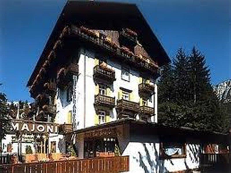 Hotel Majoni Cortina dʼAmpezzo Exterior foto
